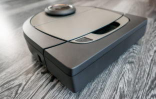 Neato Botvac D7 Details 12