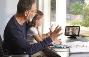 Echo Show 8
