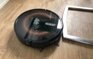 eufy RoboVac G30 Edge
