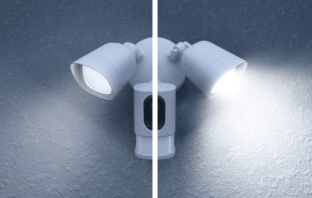 eufy Security Sicherheitskamera mit Scheinwerfer