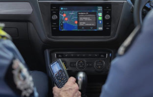 Siri CarPlay