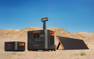 Jackery 2000 Plus