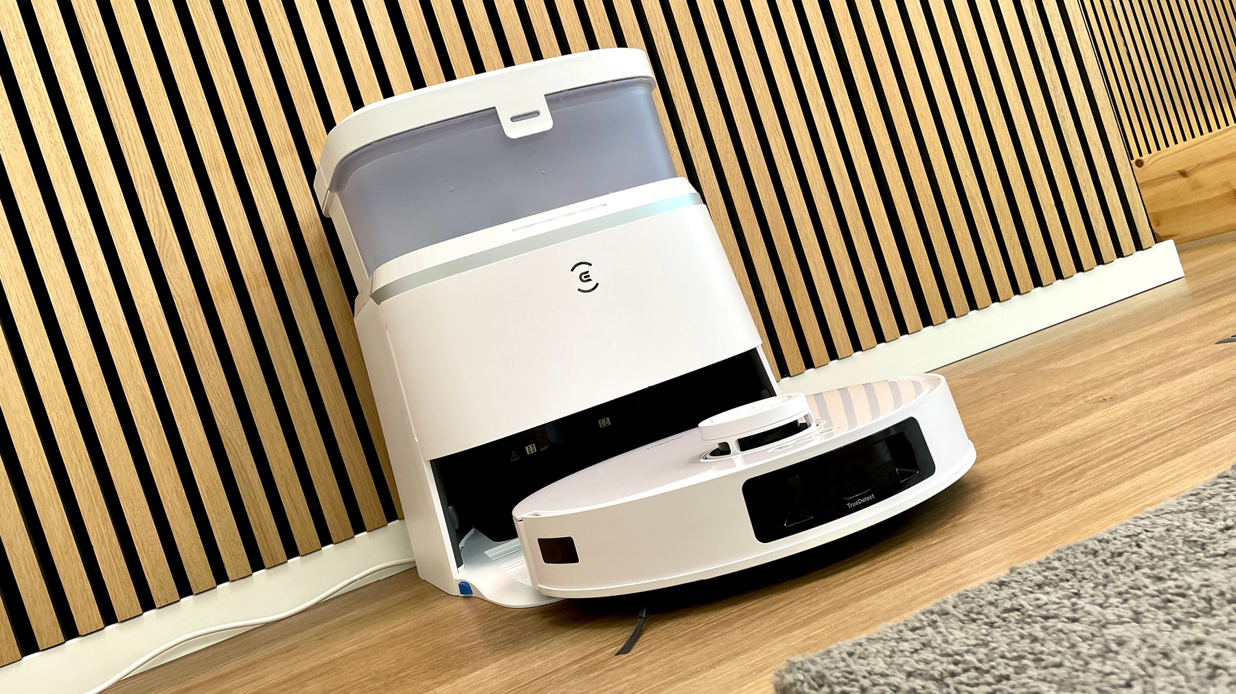 ECOVACS DEEBOT T30 PRO OMNI - Wir haben den neuen Saugroboter mit rotierender Wischfunktion getestet!