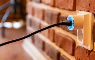 Shelly Plug S