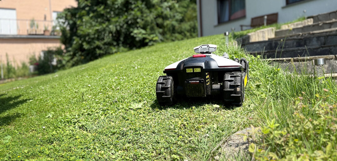 Mammotion LUBA Mini AWD